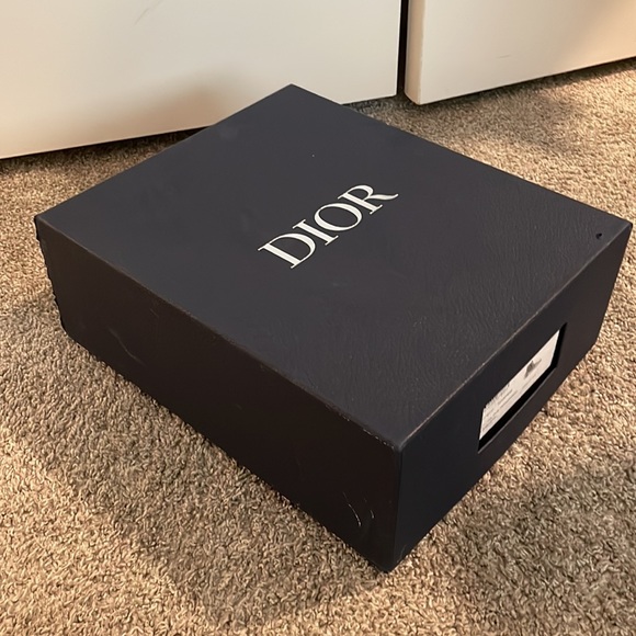Kevin's DIOR Shoe Box from Bling Empire Season 1 *WILL SIGN* - Picture 5 of 8